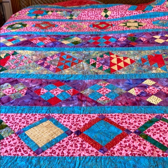Hand Made Contemporary Quilt Queen/Full